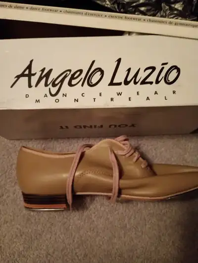 BRAND new tapp or jazz shoes ADULT SIZE Fit as SZ NINE N TEN, View more