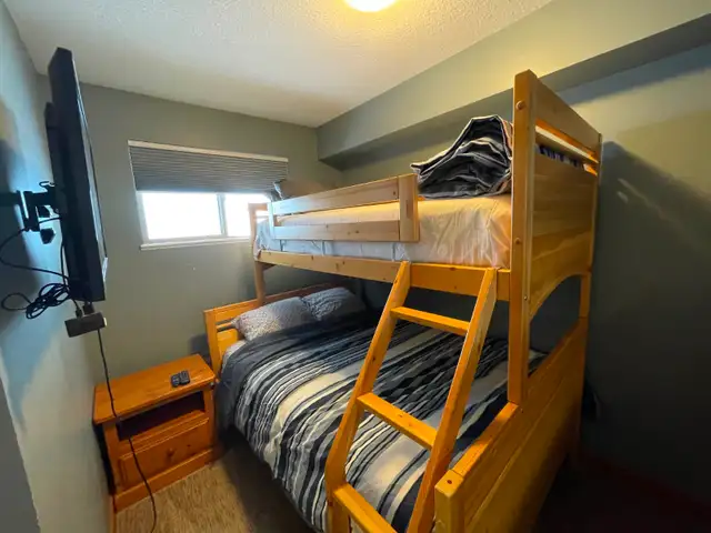 Condo For rent at Silverstar Mtn Resort shoulder season only in Long Term Rentals in Kelowna - Image 5