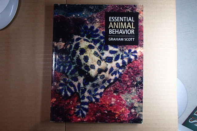 Essential Animal Behavior by Graham Scott in Textbooks in Mississauga / Peel Region