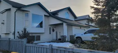 Beautiful 4-Bedroom Home for Rent in Crystal Lake Estates – Avai