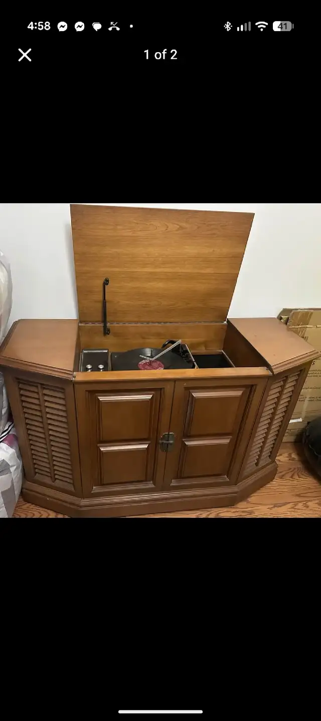 Vintage audio stereo console in Stereo Systems & Home Theatre in Markham / York Region - Image 2