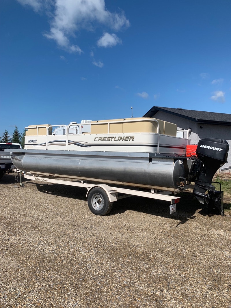 PONTOON BOAT Powerboats & Motorboats Red Deer Kijiji