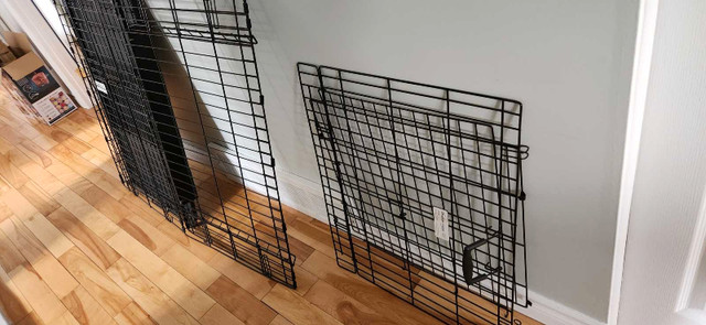 Cage pour chien moyen ou 2 petits, 2 portes. dans Accessoires  à Laval/Rive Nord - Image 3
