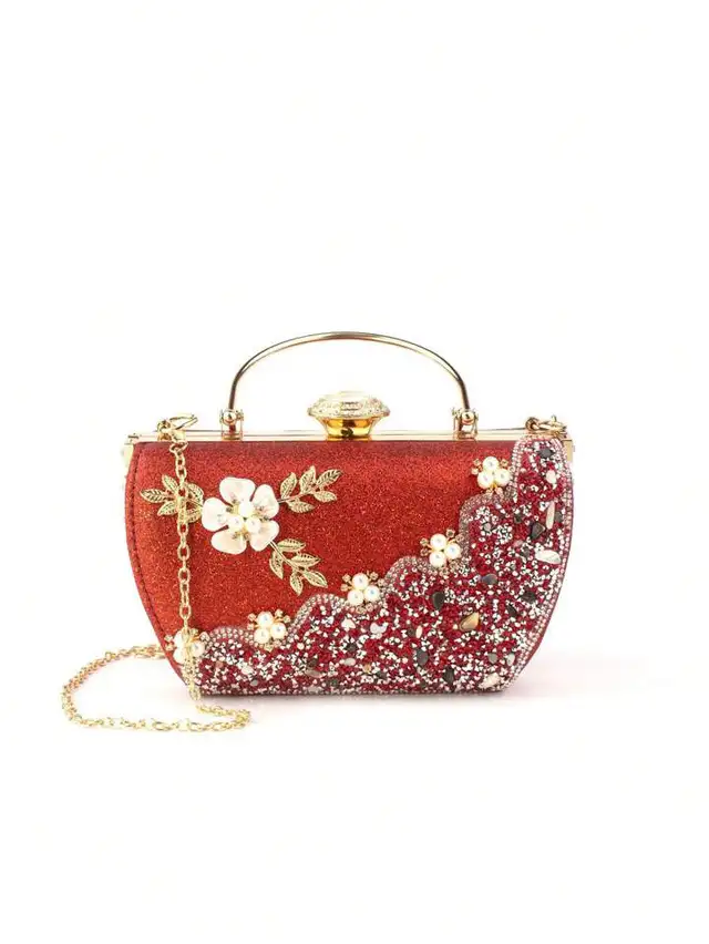 Red Glitter Evening Bag in Bags & Luggage in Mississauga / Peel Region - Image 2