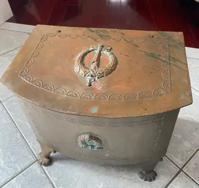 Antique Edwardian Brass Coal Scuttle.16”x12”x10”., View more