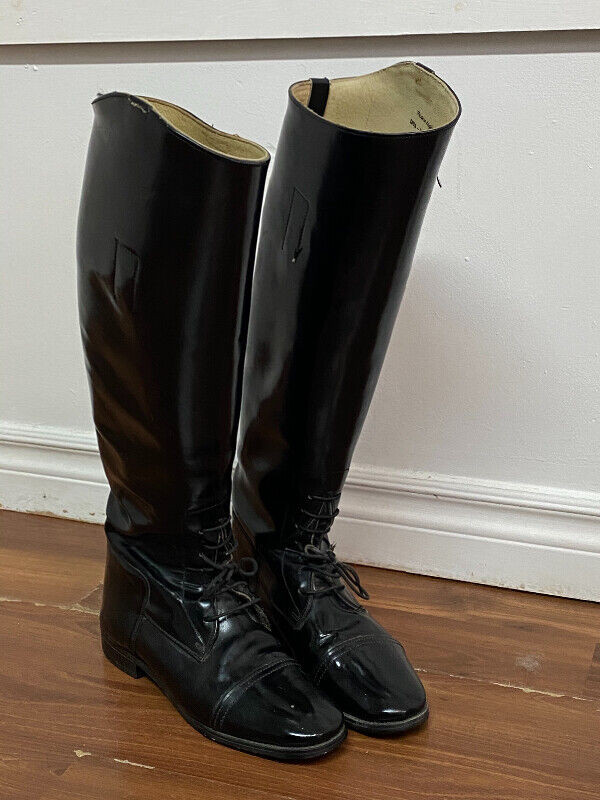 Black leather riding boots / horseback / tall field boots in Equestrian & Livestock Accessories in Trenton - Image 3