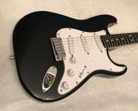 **VINTAGE** 1990/91 USA  Fender Strat Plus (Stratocaster) Guitar