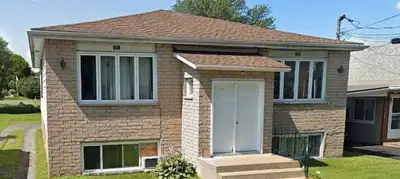 We’ll be looking for a sub lease / lease take over for our 1bedroom apartment starting October 1st -...
