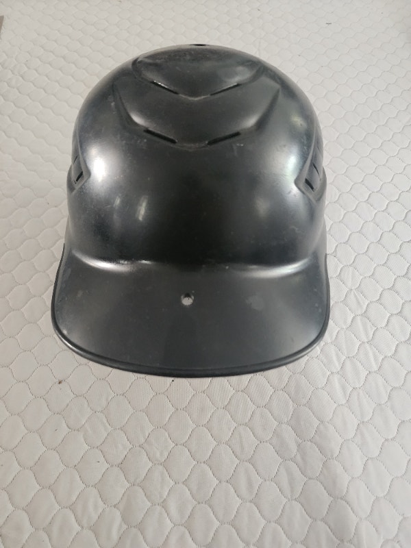 Youth Size Rawlings baseball helmet for sale! Baseball & Softball