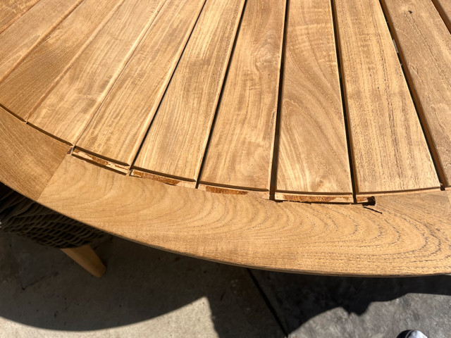 outdoor table with chairs in Patio & Garden Furniture in Edmonton - Image 3