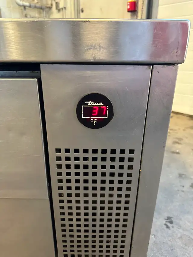 True Used Commercial Restaurant Chef Base Refrigerated 2 Drawer in Other in Calgary - Image 7