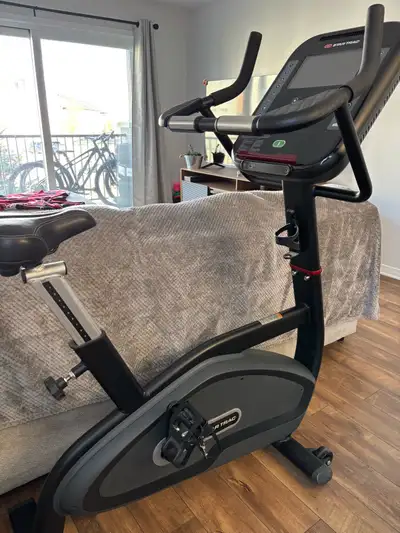 Star Trac Upright Bike Series 4, View more