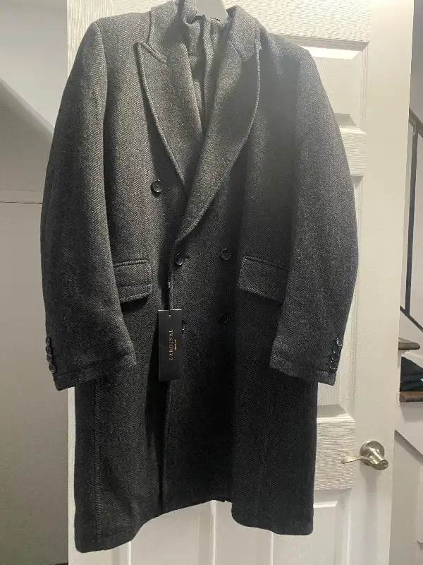 Men Winter wool coat (Cardinal) brand new never used in Women's - Tops & Outerwear in City of Montréal - Image 2