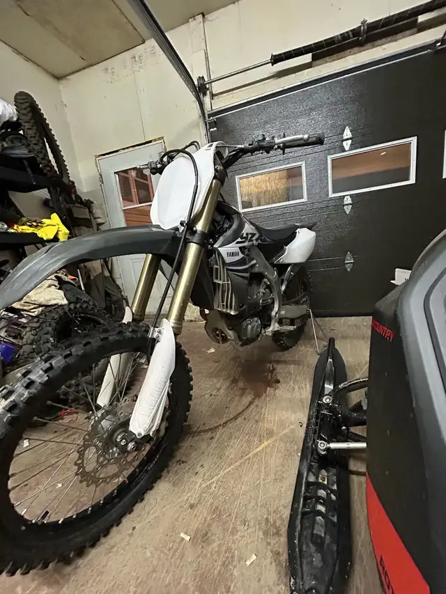 Yz 250f 2020 in Dirt Bikes & Motocross in Edmundston - Image 3