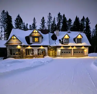 "PRIX OPTIMISÉ " ***659 000$*** ☎️Contactez-moi pour des infos ou une visite! -Maison de 5 chambres...