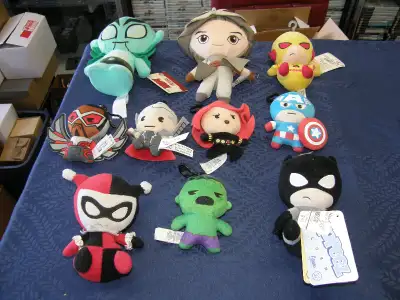 Lot de 11 Toutou Super Héros Marvel DC - 20$ pour tout le lot Regarder mes Autres Annonces