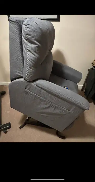 Helps you stand up and lay down and relax Excellent condition