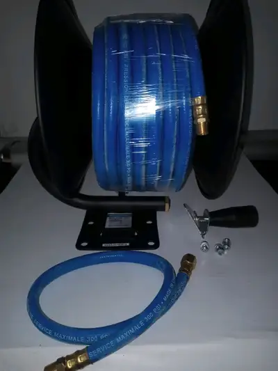 Mastercraft Air Hose W/ Manual Reel 3/8 in 50' Long. ( New ), View more