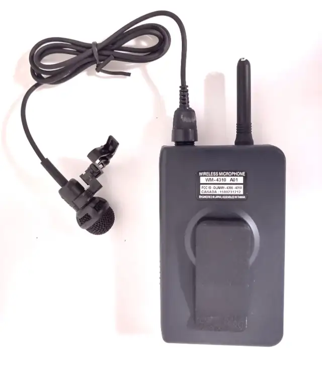 TOA Wireless Transmitter Microphone WM-4310 A01, Diversity wirel in Pro Audio & Recording Equipment in Kitchener / Waterloo - Image 2
