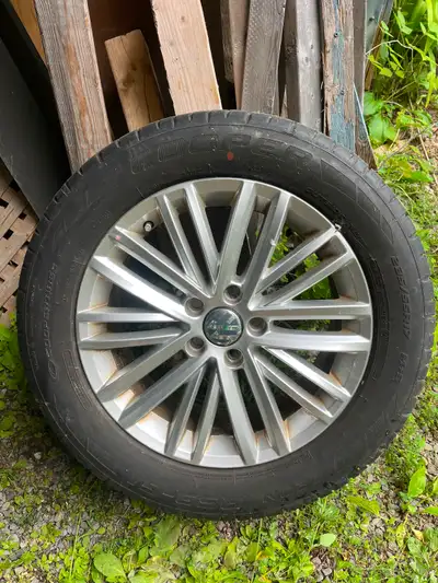 Have more photos upon request! Cooper Zeon RS3-G1 235/55/r17 on Volkswagen Tiguan 5x112 wheels $600...