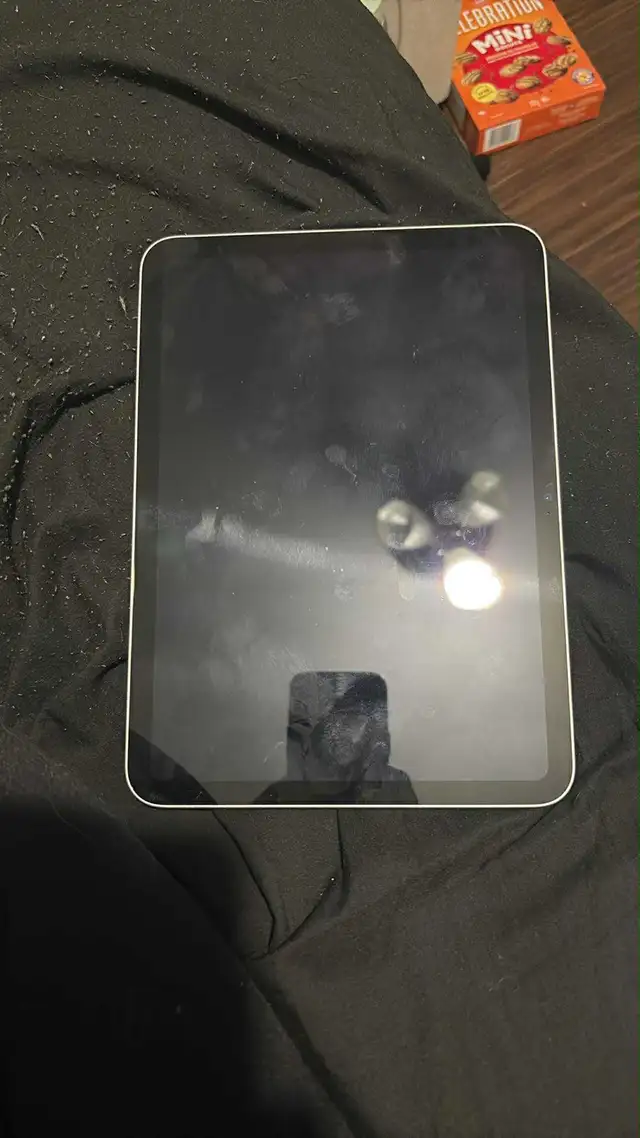 iPad 10th generation 62854393115394121
