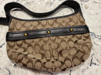 Small Coach Purse & Wristlet Wallet