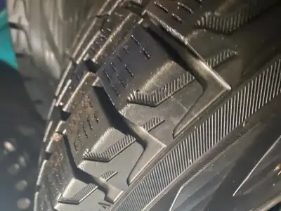 This is a great deal!! YOKOHAMA 245/70/R17 5 stud. Winter radials. $550 OBO