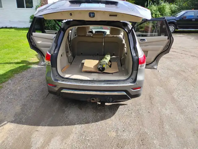 2014 Nissan Pathfinder592355120582512643