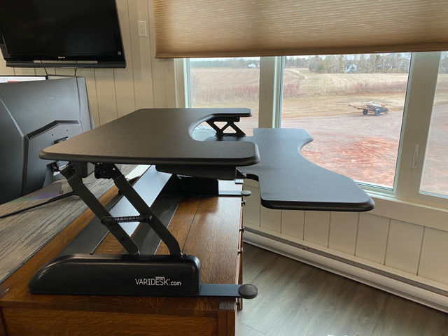 Veridesk proplus 36 adjustable desk risers in Desks in Summerside - Image 2