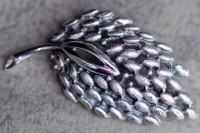 Art Metal Leaf Brooch/Pin