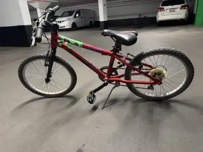 Kids' CCM Mountain Bike, View more