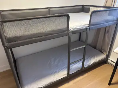 Lit superposé sécurisé pour enfant – robuste et sécuritaire!, View more