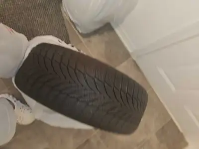 Sets of BMW Style 464 Rims size：19x8.6 CB: 72.6mm Offset: 35mm Pattern: 5x120 Sets of Nexus Winter G...