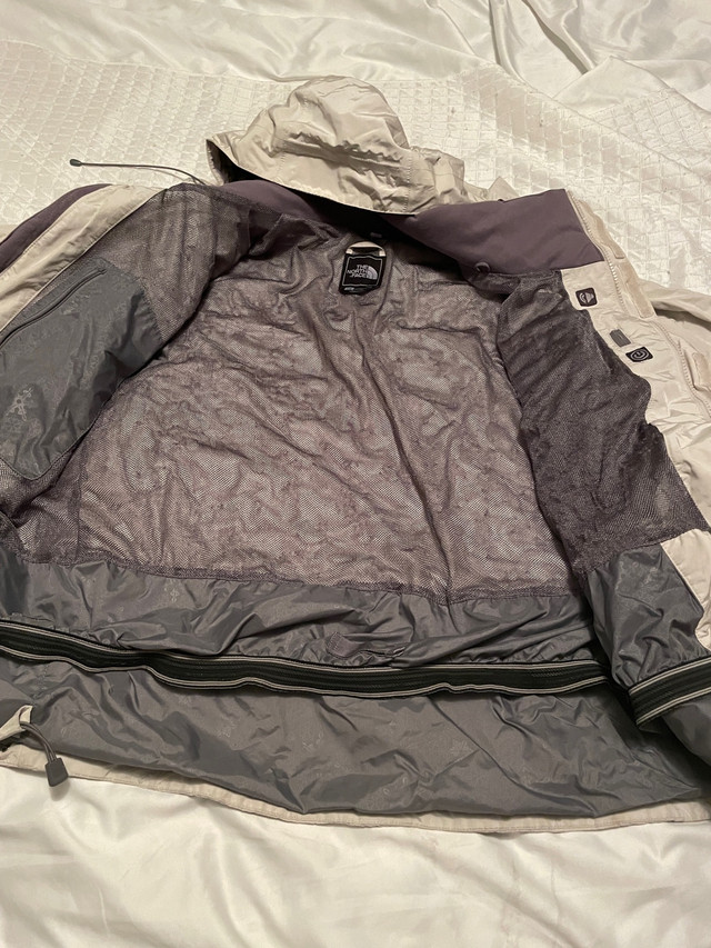 The North Face jacket in Arts & Collectibles in St. Albert - Image 2