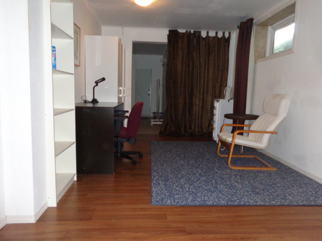 Great location Beddington Center Street North  in Room Rentals & Roommates in Calgary