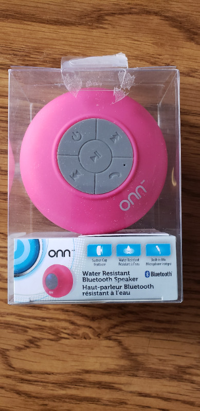 Bluetooth Speaker Water Resistant Built-In microphone portable in Speakers in City of Toronto