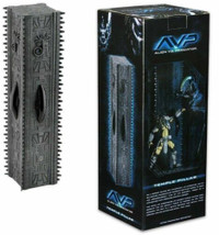Neca Alien vs Predator Diorama Element Temple Pillar Toy