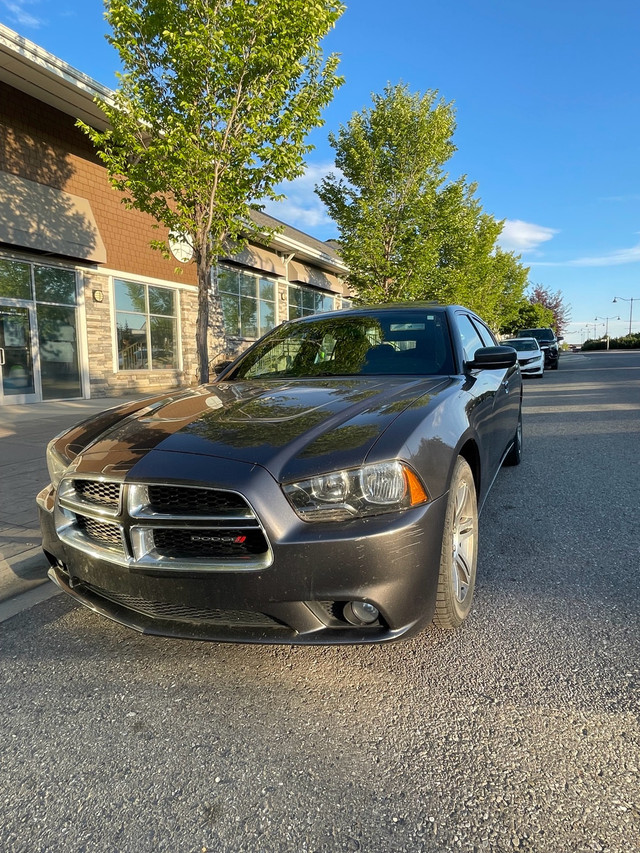 2014 Dodge Charger SXT in Cars & Trucks in Calgary - Image 3