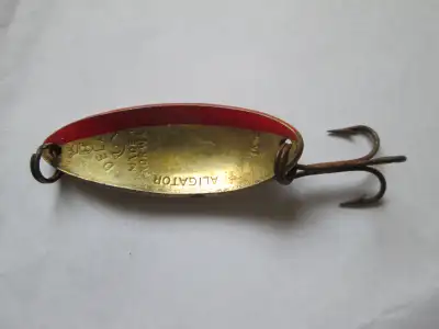 Delfin Aligator, View more