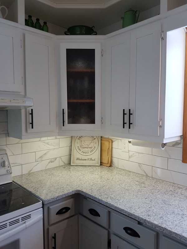 Paint Oak Kitchen Cabinets with Cottage Paint. in Painting & Paint Supplies in Thunder Bay