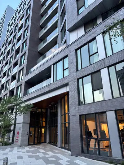 Magnifique condo neuf moderne 3 1/2 à louer dans nouveau Quartier des Lumières ( Auguste & Louis) Di...