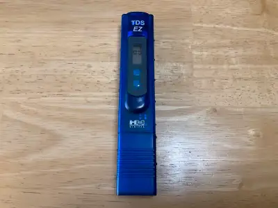TDS meter with fresh battery for your aquarium water testing.