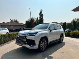 2024 Lexus LX Luxury