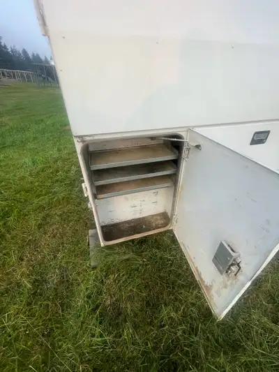 Tool crib for truck came off chev 2500 duramax sliding back try other slide out drawers good shape n...