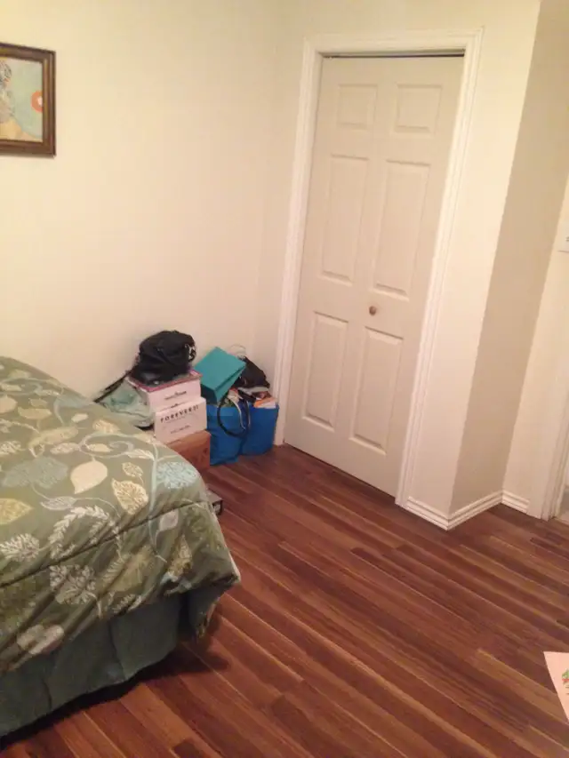 one bedroom heat lights hot water centrally located in Long Term Rentals in Charlottetown - Image 6