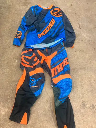Fasthouse Bell moto 9 mipps sz small with xs inserts $150 Atlas youth neck brace $100 motoXvest ProC...