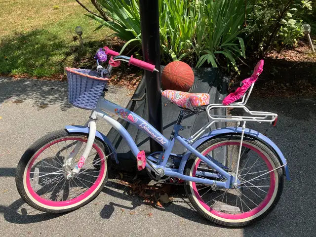 Girls bike 18” in Kids in Barrie - Image 2