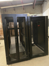 24U APC Server Rack