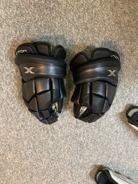 Hockey Gloves & Neckguards