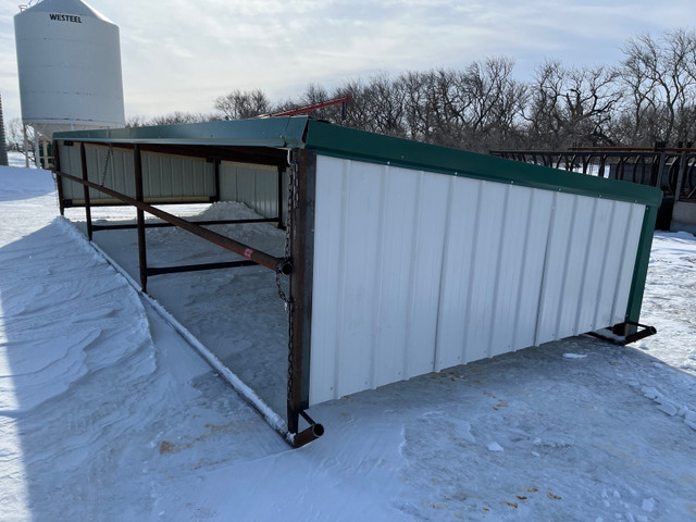 Calf shelter in Other in Moose Jaw